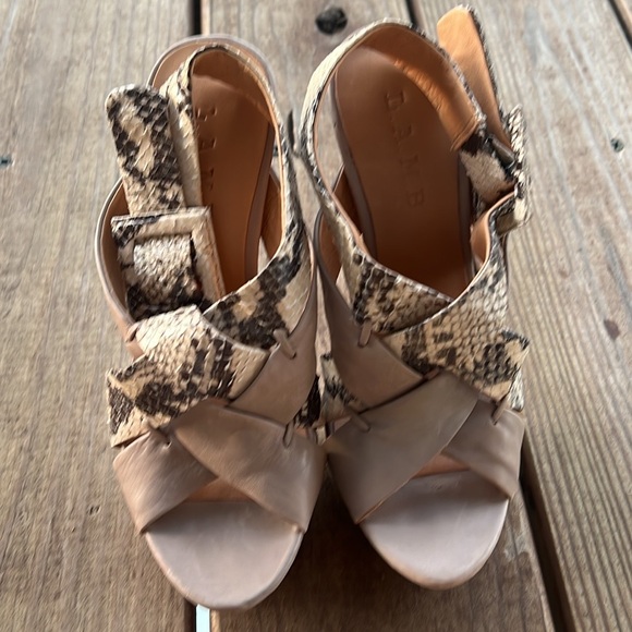 L.A.M.B. Sz 6 Stiletto Snake & Tan Leather Platform Sandals - Picture 3 of 12